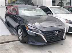 نيسان ألتيما